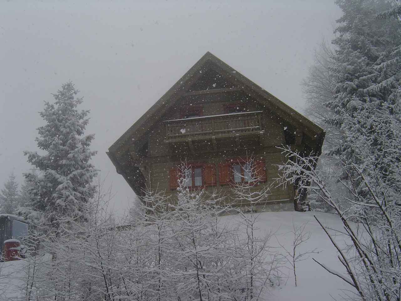 Haus im Schnee 3.JPG